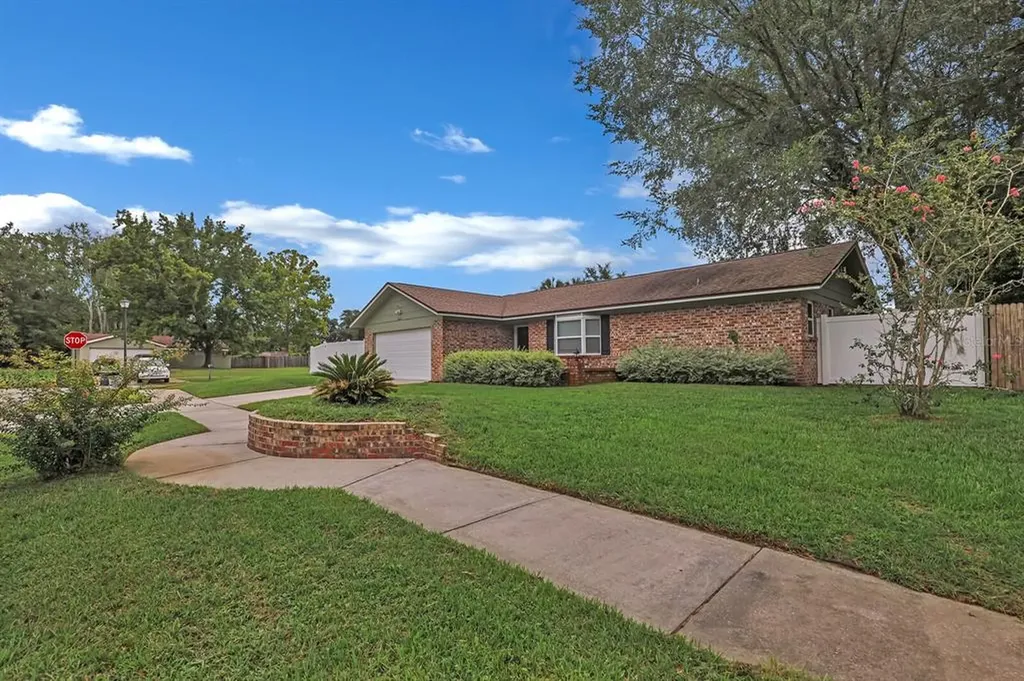 8645 Blackhaw Court Jacksonville FL 32244
