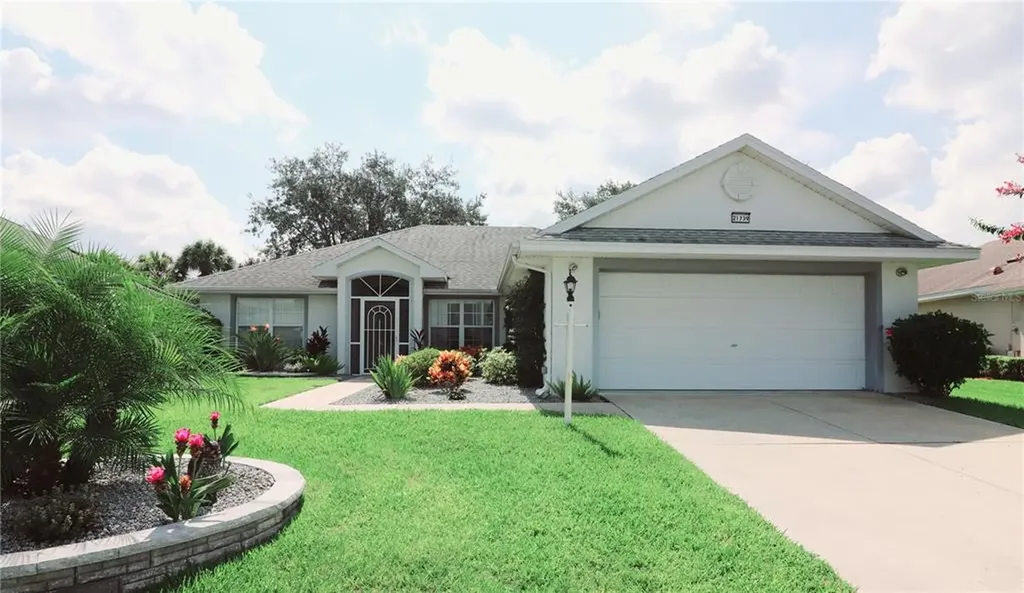 21739 King Henry Avenue Leesburg FL 34748