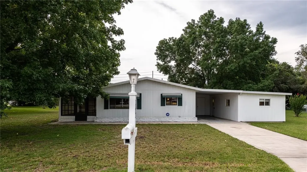 8896 SW 104th Lane Ocala FL 34481