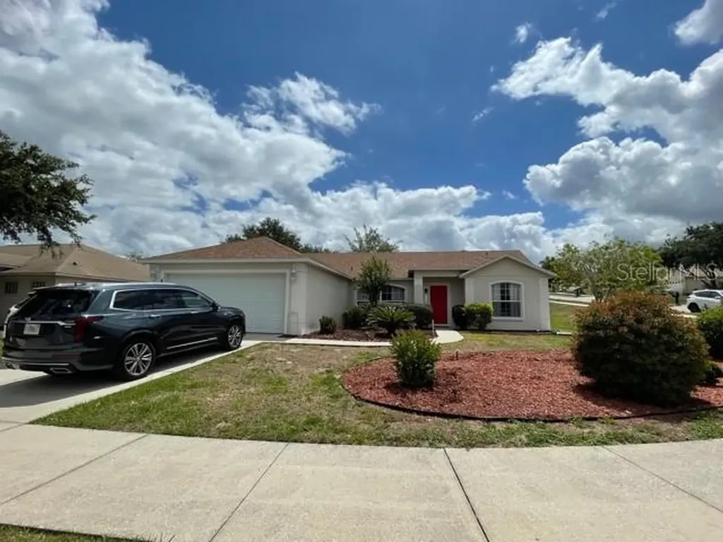 740 Gentle Breeze Drive Minneola FL 34715