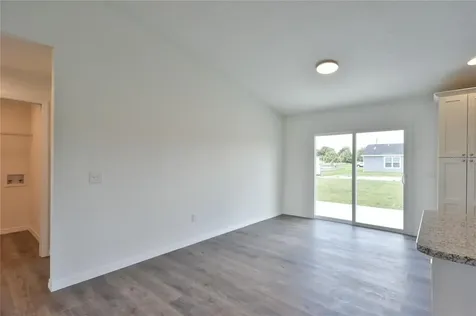 182 Fisher Way Ocklawaha FL 32179