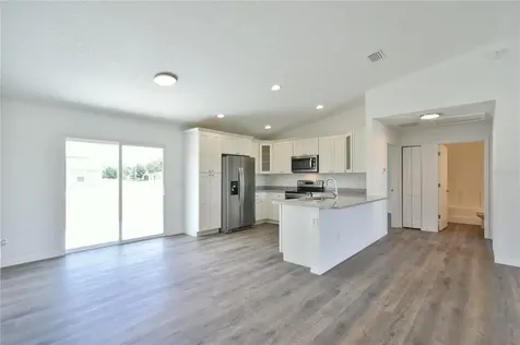 182 Fisher Way Ocklawaha FL 32179
