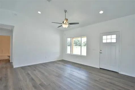 182 Fisher Way Ocklawaha FL 32179