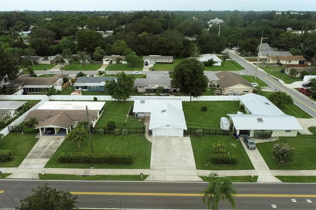 5306-5312 S Lockwood Ridge Road Sarasota FL 34231
