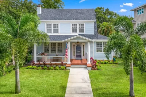 207 28th Avenue N St Petersburg FL 33704