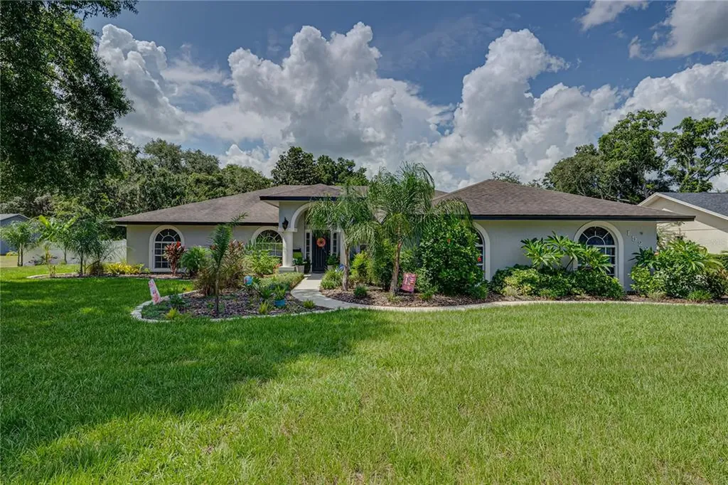 1522 Sherwood Lakes Boulevard Lakeland FL 33809