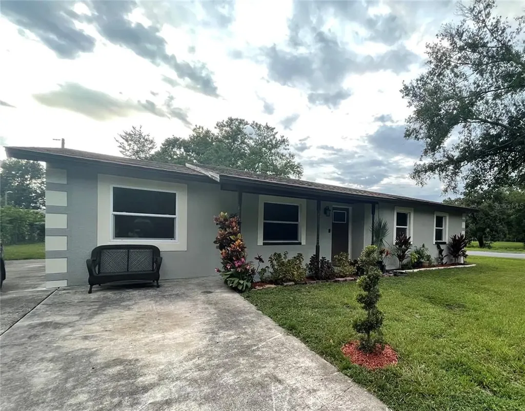 2956 Kathryn Avenue Lakeland FL 33805