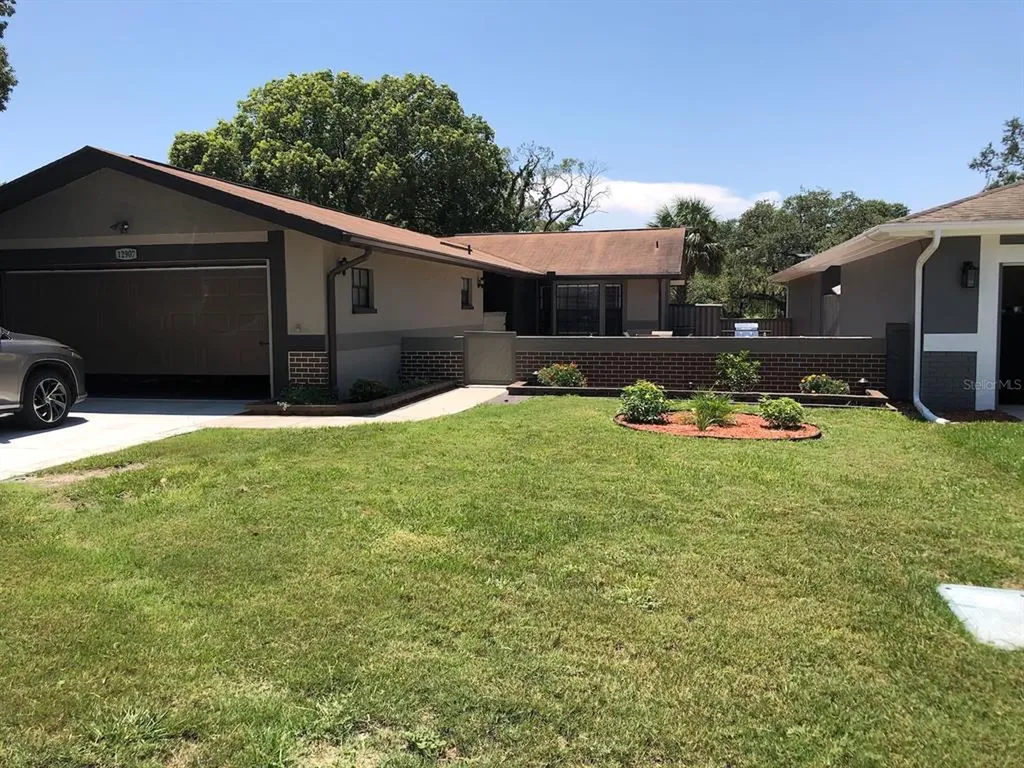 12907 Club Drive Hudson FL 34667