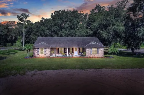 3802 Gallagher Road Dover FL 33527