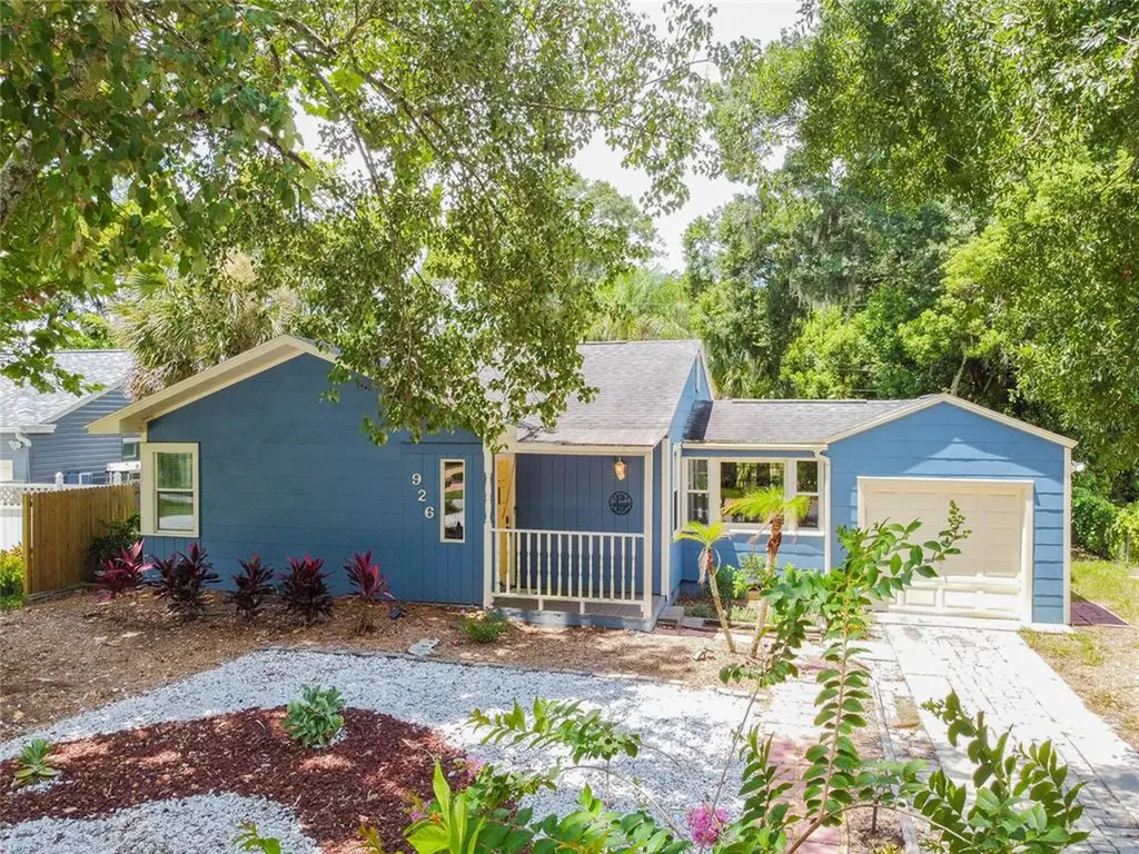 926 Cornelius Avenue Tampa FL 33603