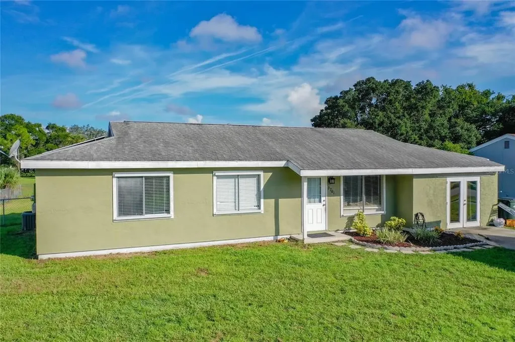 2701 Shenandoah Street North Port FL 34287
