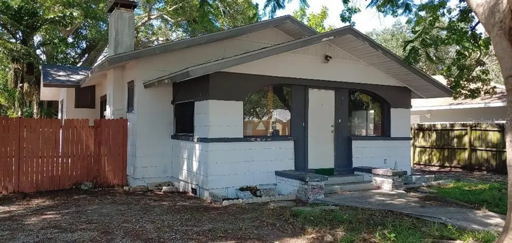 309 30th Avenue E Bradenton FL 34208