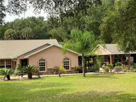 12400 SE 126th Court Ocklawaha FL 32179