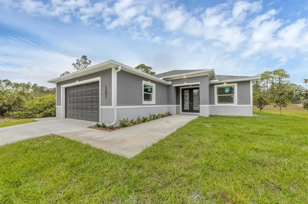 1207 Henning Street North Port FL 34288