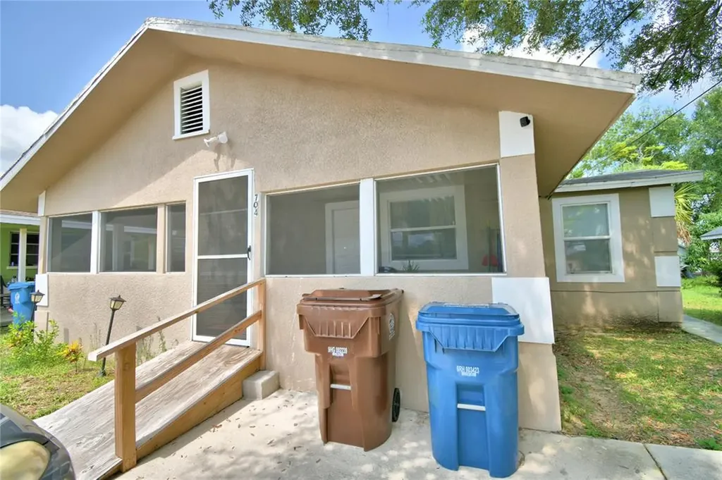 704 N 8th Street Haines City FL 33844