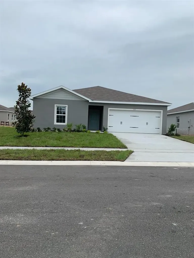 305 Fiddlewood Court Davenport FL 33837