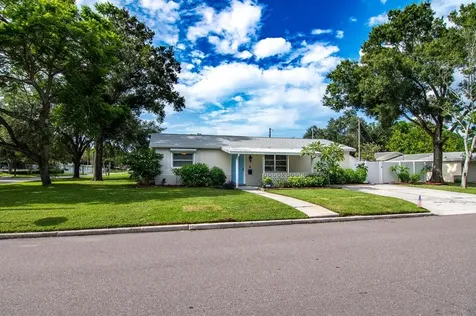1141 49th Avenue N St Petersburg FL 33703