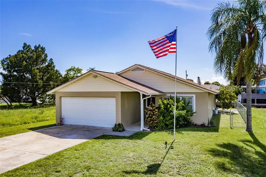 13821 Judy Avenue Hudson FL 34667