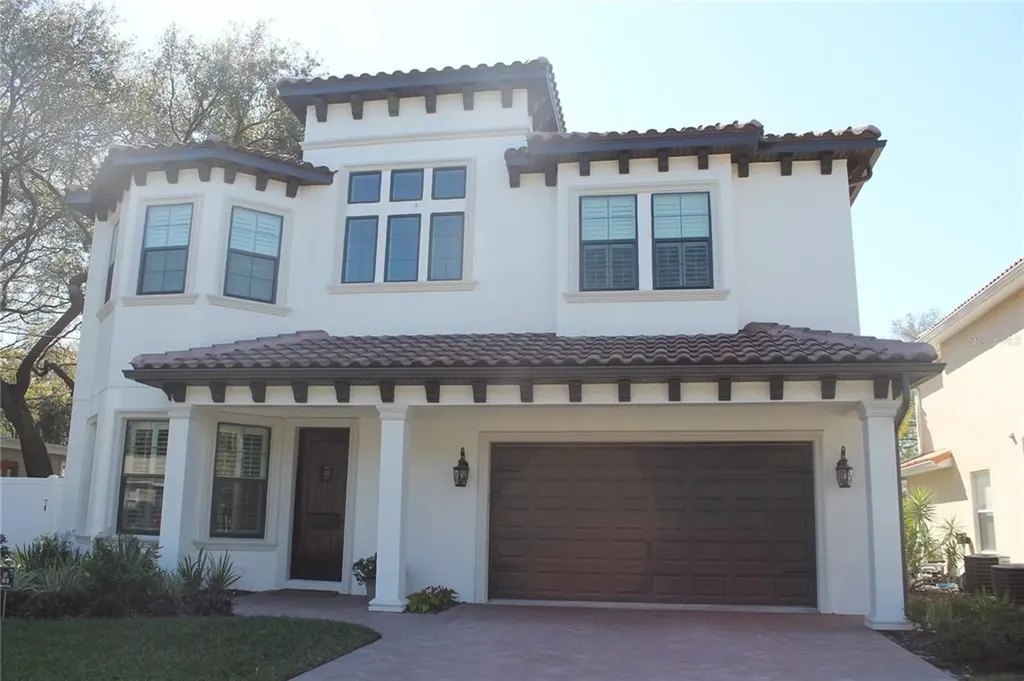 912 W Fribley Street Tampa FL 33603