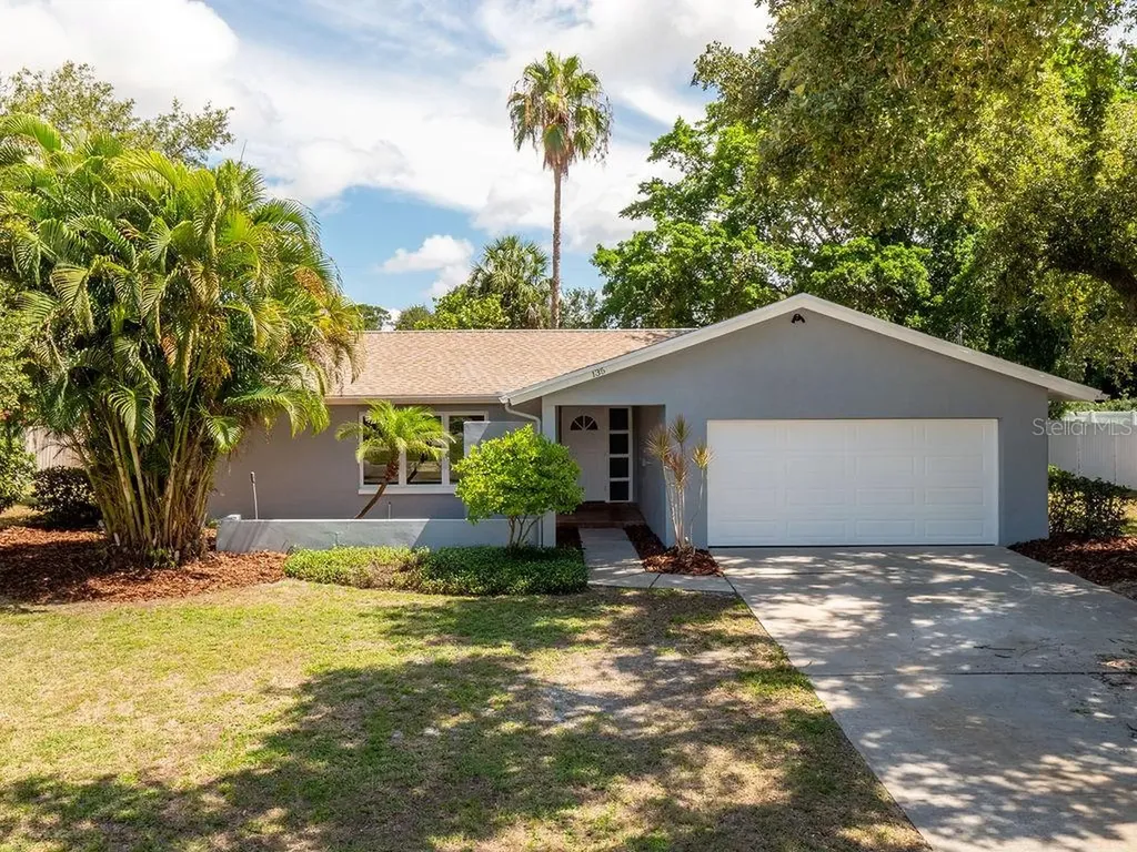 135 58th Avenue S St Petersburg FL 33705