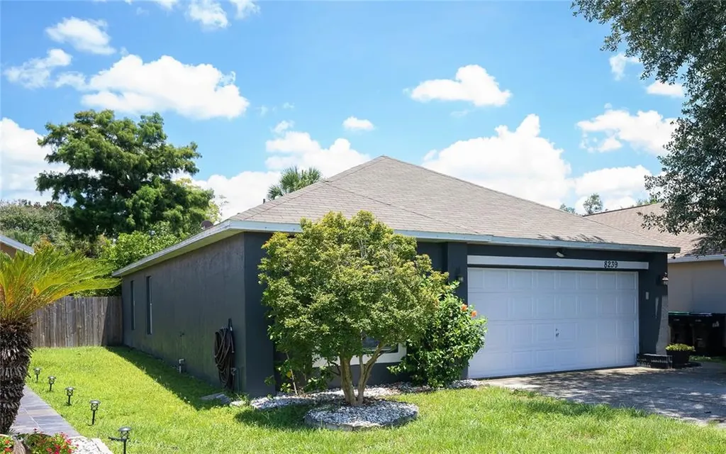 8239 Golden Chickasaw Circle Orlando FL 32825