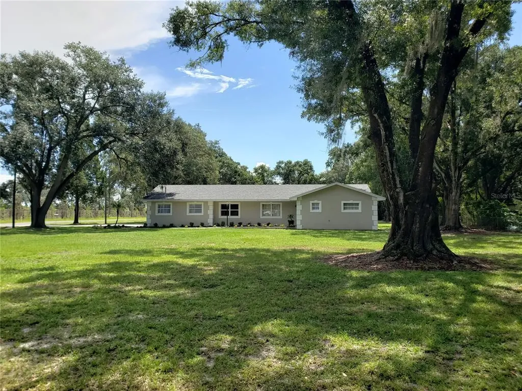 4633 Castlewood Road Seffner FL 33584