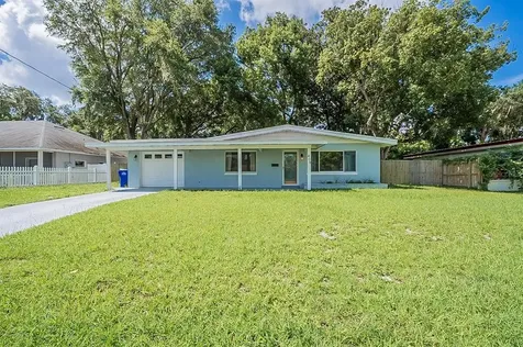 409 First Street Tavares FL 32778