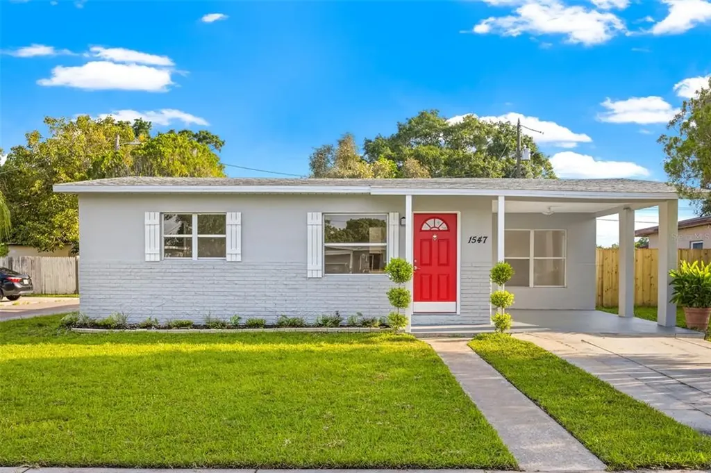 1547 56th Avenue N St Petersburg FL 33703