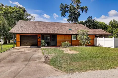 5324 17th Street Zephyrhills FL 33542