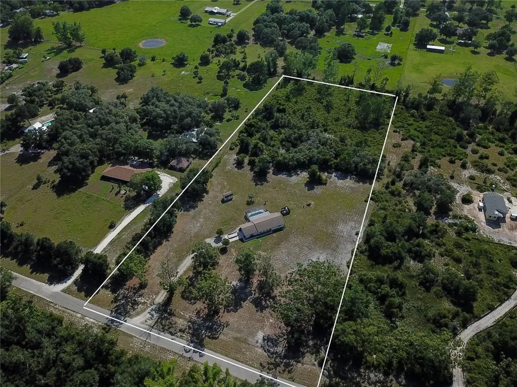 5050 Myakka Valley Trail Sarasota FL 34241