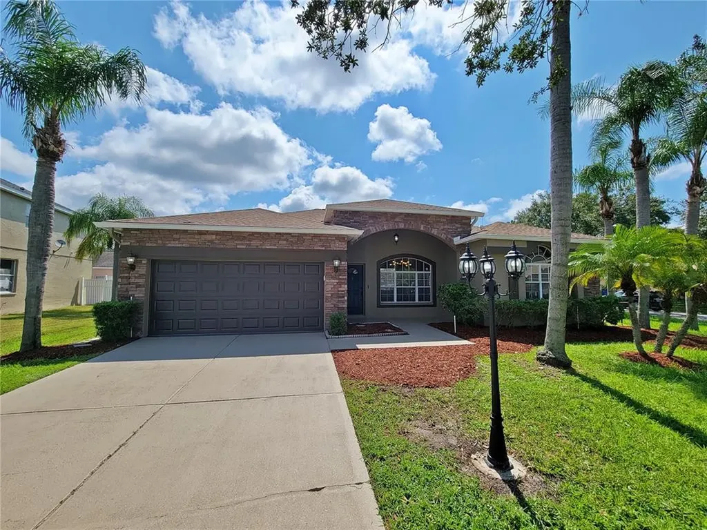 826 Frankford Drive Brandon FL 33511