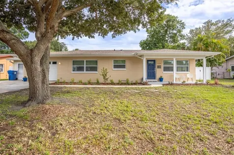6934 10th Avenue N St Petersburg FL 33710