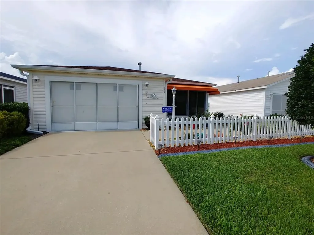 3628 Cambria Circle The Villages FL 32162