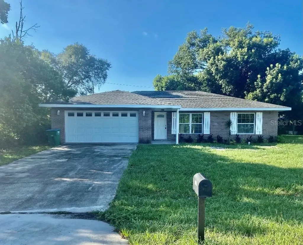 1131 Wycliffe Street Deltona FL 32725