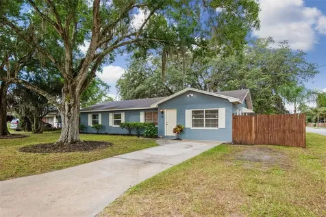 9242 N 52nd Street Tampa FL 33617