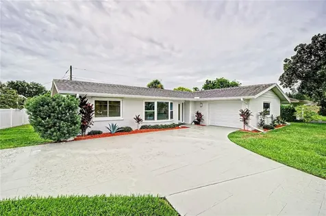 6571 Bluewater Avenue Sarasota FL 34231