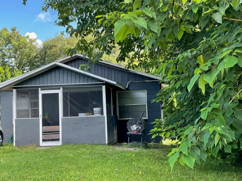 3145 Avenue Q NW Winter Haven FL 33881