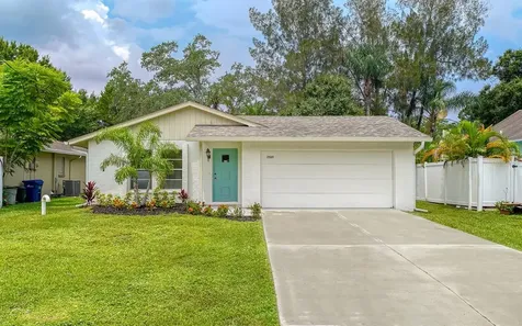 2540 Huntington Avenue Sarasota FL 34232