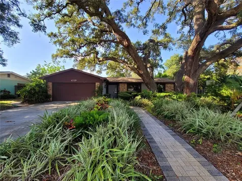 4729 12th Avenue N St Petersburg FL 33713