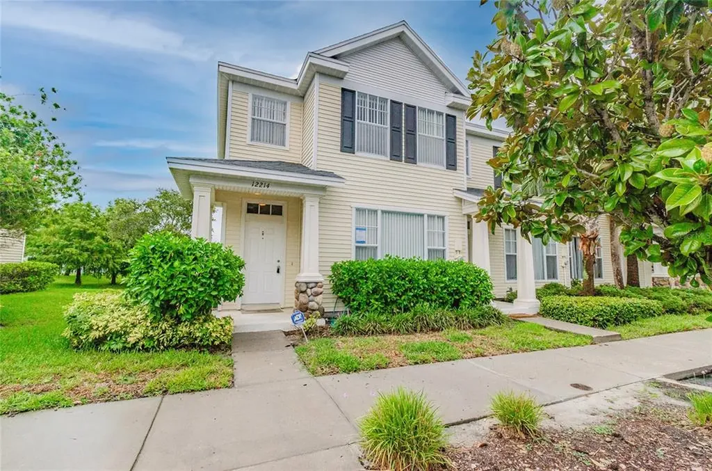 12214 Country White Circle Tampa FL 33635