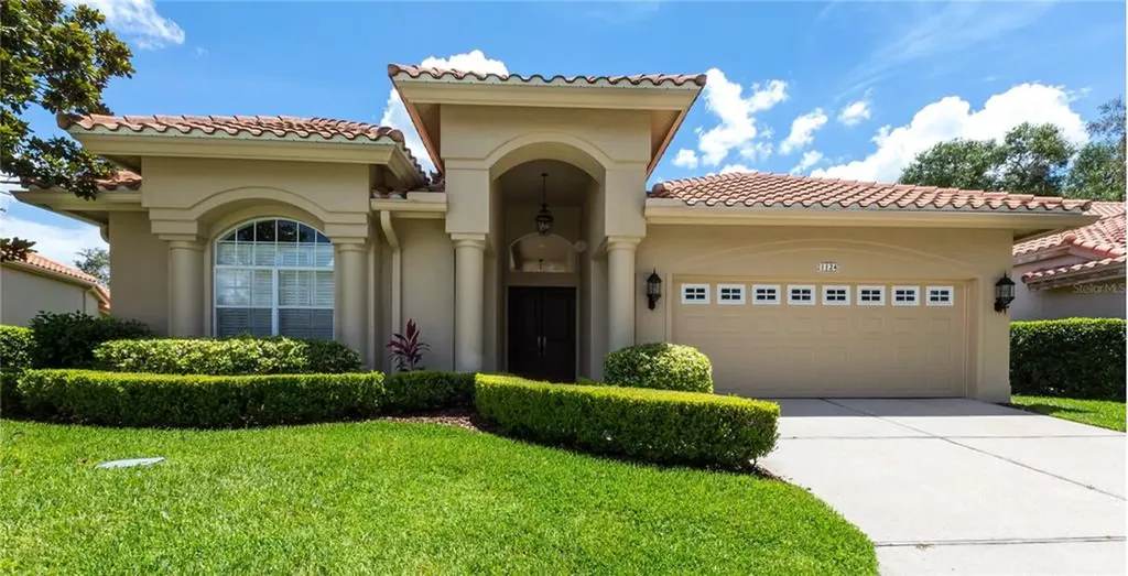 1124 Flores De Avila Tampa FL 33613