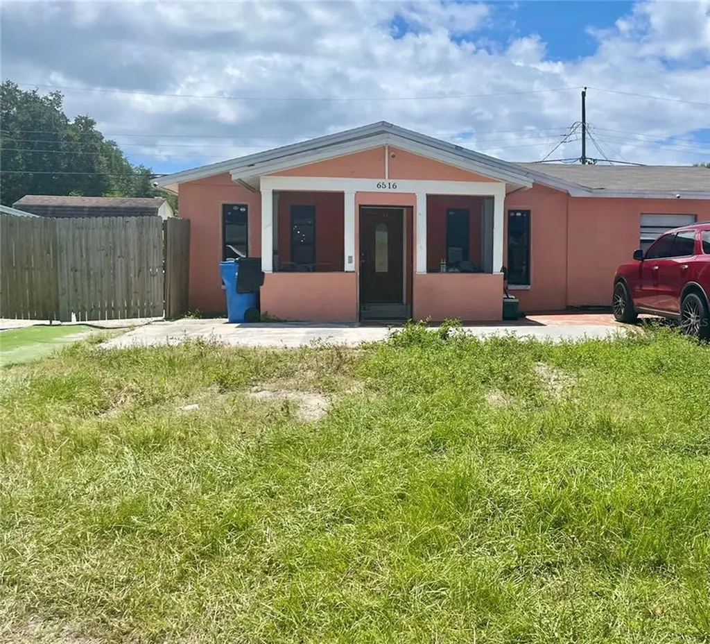 6516 W Clifton Street Tampa FL 33634