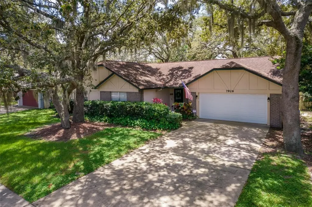 7926 Goldleaf Street Orlando FL 32835