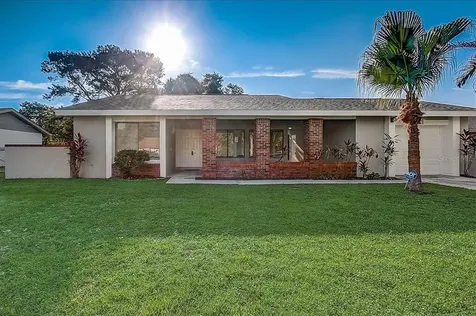 821 E Flag Lane Kissimmee FL 34759
