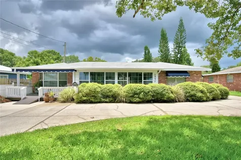 1550 S Lake Howard Drive Winter Haven FL 33880