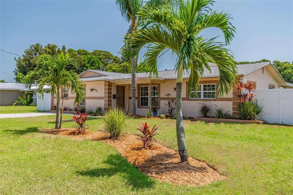 6298 20th Street S St Petersburg FL 33712