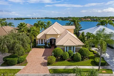 6569 Waters Edge Way Lakewood Ranch FL 34202