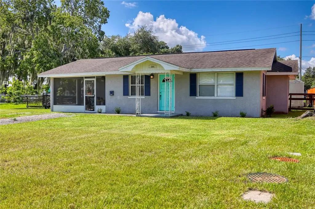 304 4th Avenue NW Ruskin FL 33570