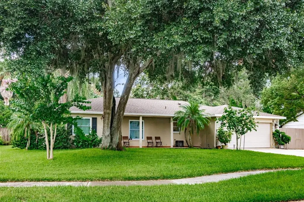 10809 Providence Oaks Drive Riverview FL 33578