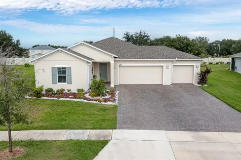 358 Blue Lake Circle Kissimmee FL 34758